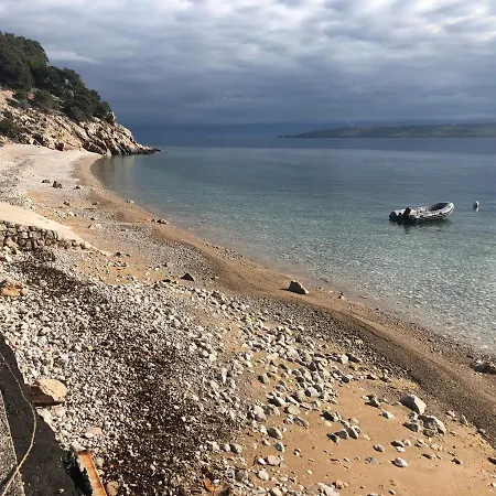 Cres Robinson Experience * Predoscica