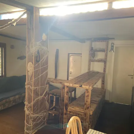Cres Robinson Experience Lodge *